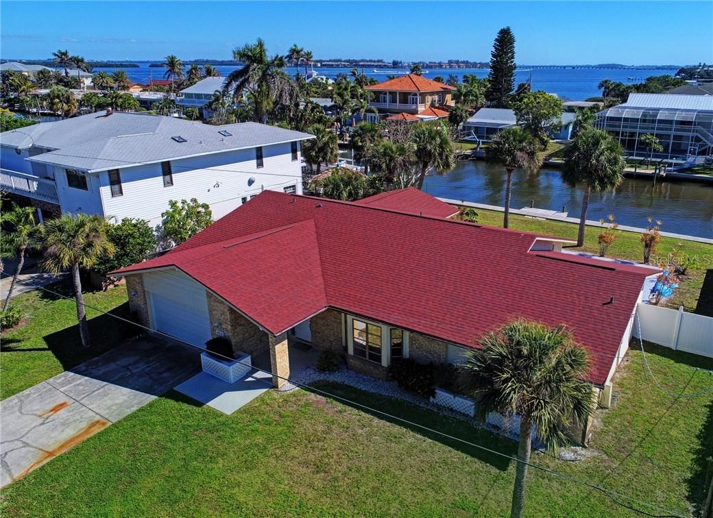403 28th St., Holmes Beach, FL 34217