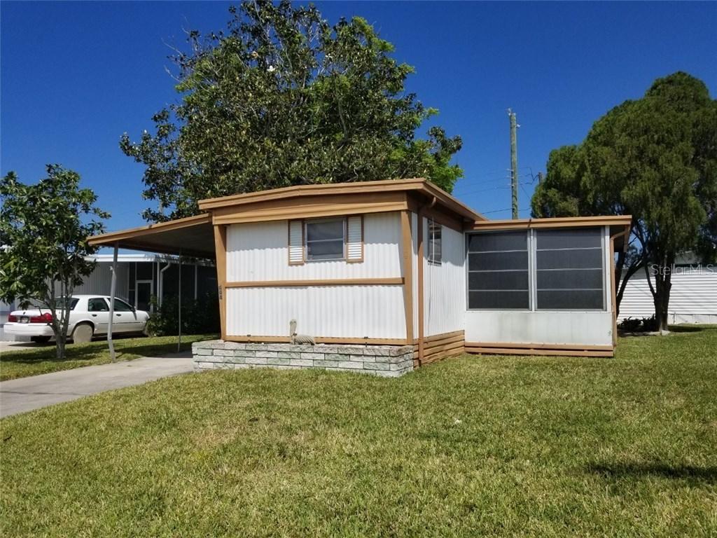 444 Kaiser Dr., Palmetto, FL 34221