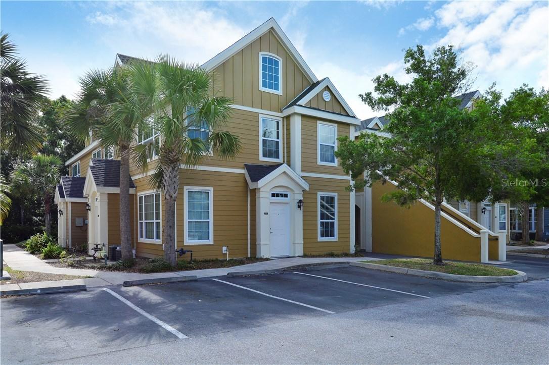 5551 Rosehill Rd. #205, Sarasota, FL 34233