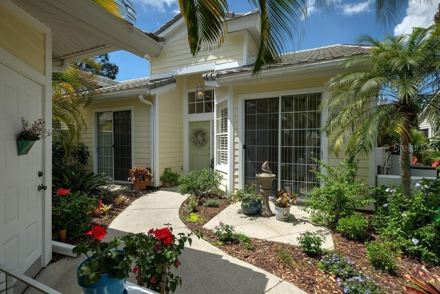 7712 Whitebridge Glen, University Park, FL 34201