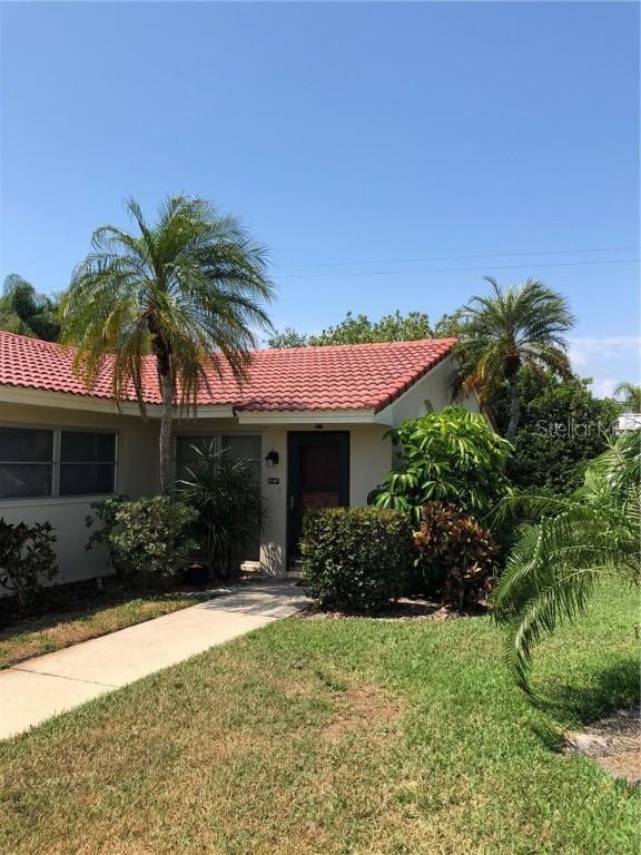 2137 Pueblo Cir. #V-10, Sarasota, FL 34231