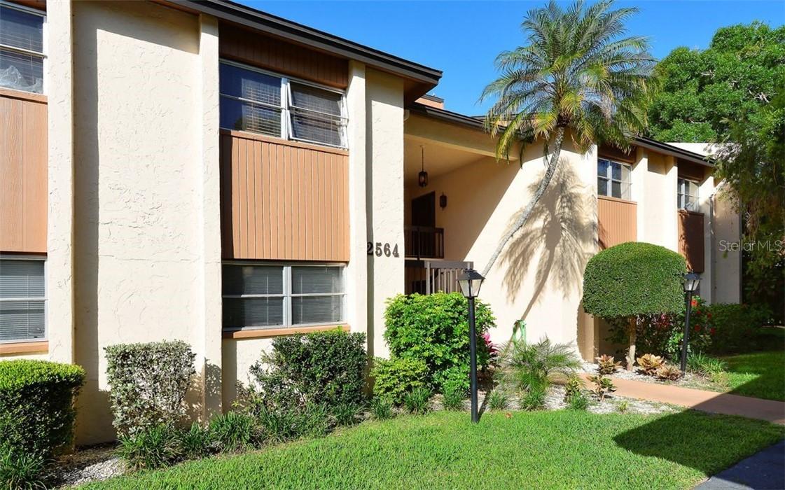 2564 Clubhouse Cir. #103, Sarasota, FL 34232