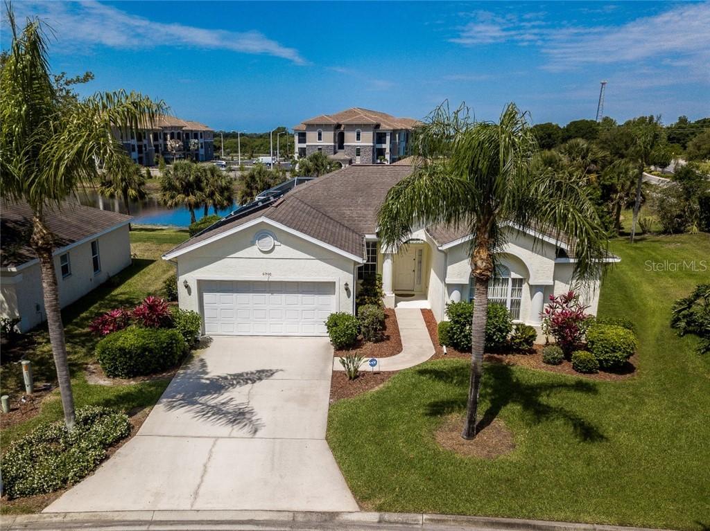 6200 Weymouth Dr., Sarasota, FL 34238