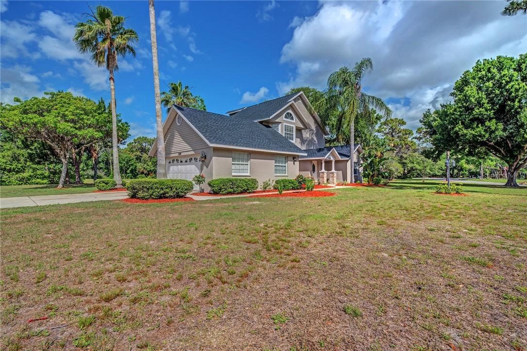 13514 4th Plz., Bradenton, FL 34212