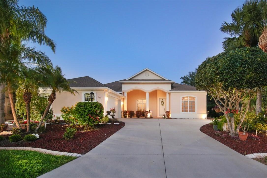 783 Planters Manor Way, Bradenton, FL 34212
