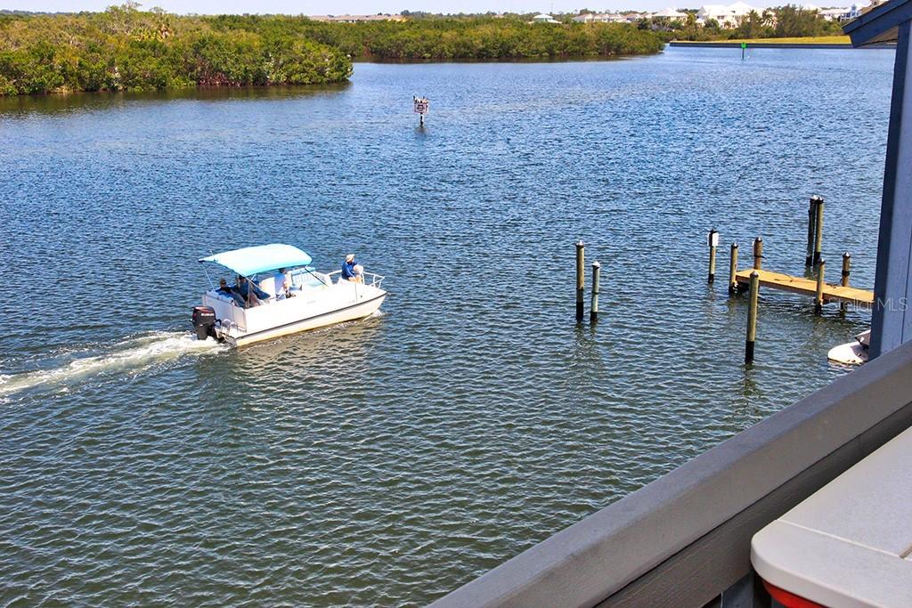 809 B Bahia Del Sol Dr. #74, Ruskin, FL 33570