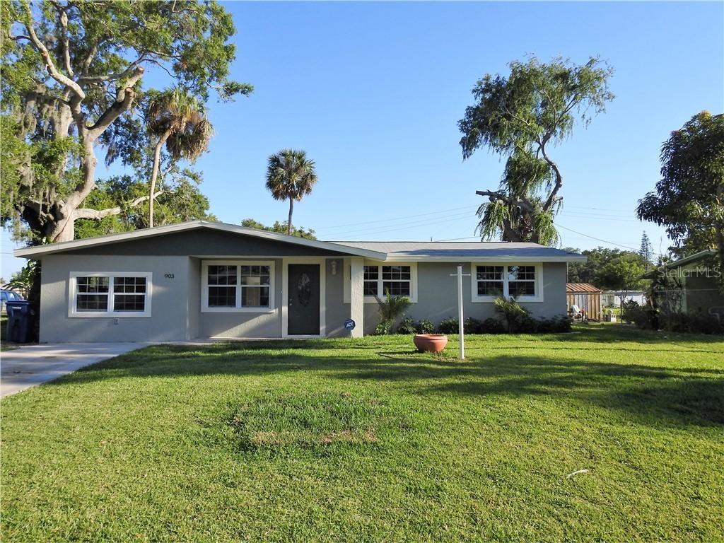 903 32nd St., Palmetto, FL 34221