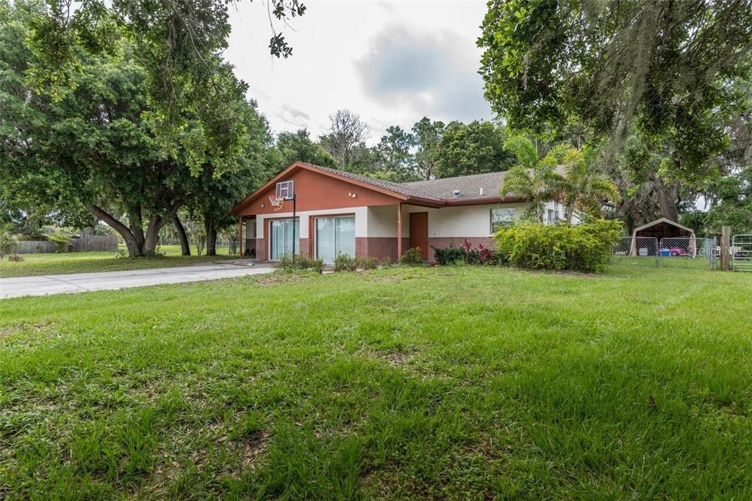 2416 & 2418 61st St., Palmetto, FL 34221