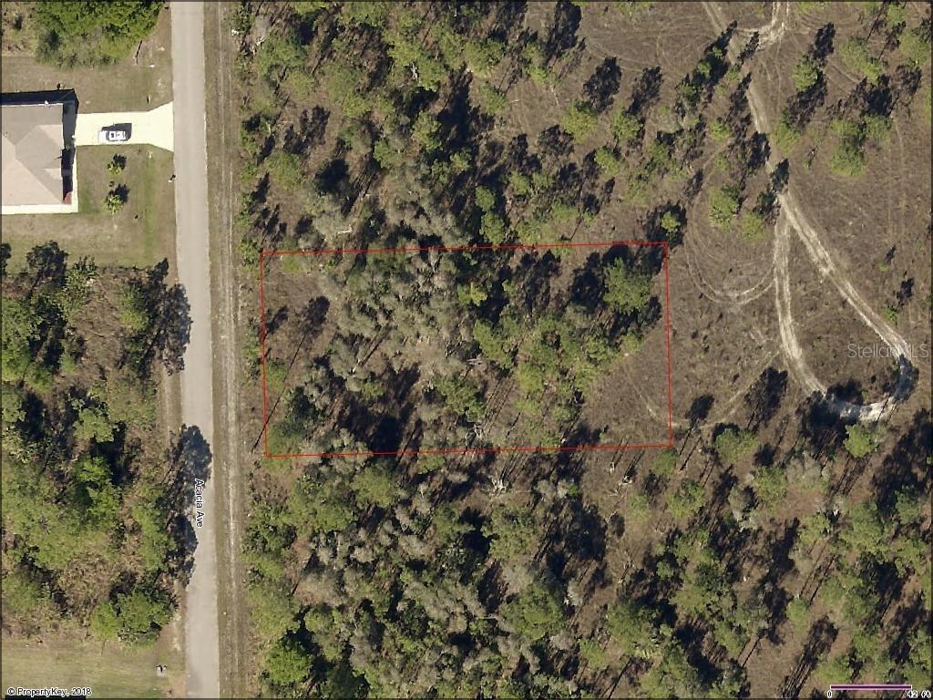 914 Acacia Ave., Lehigh Acres, FL 33972