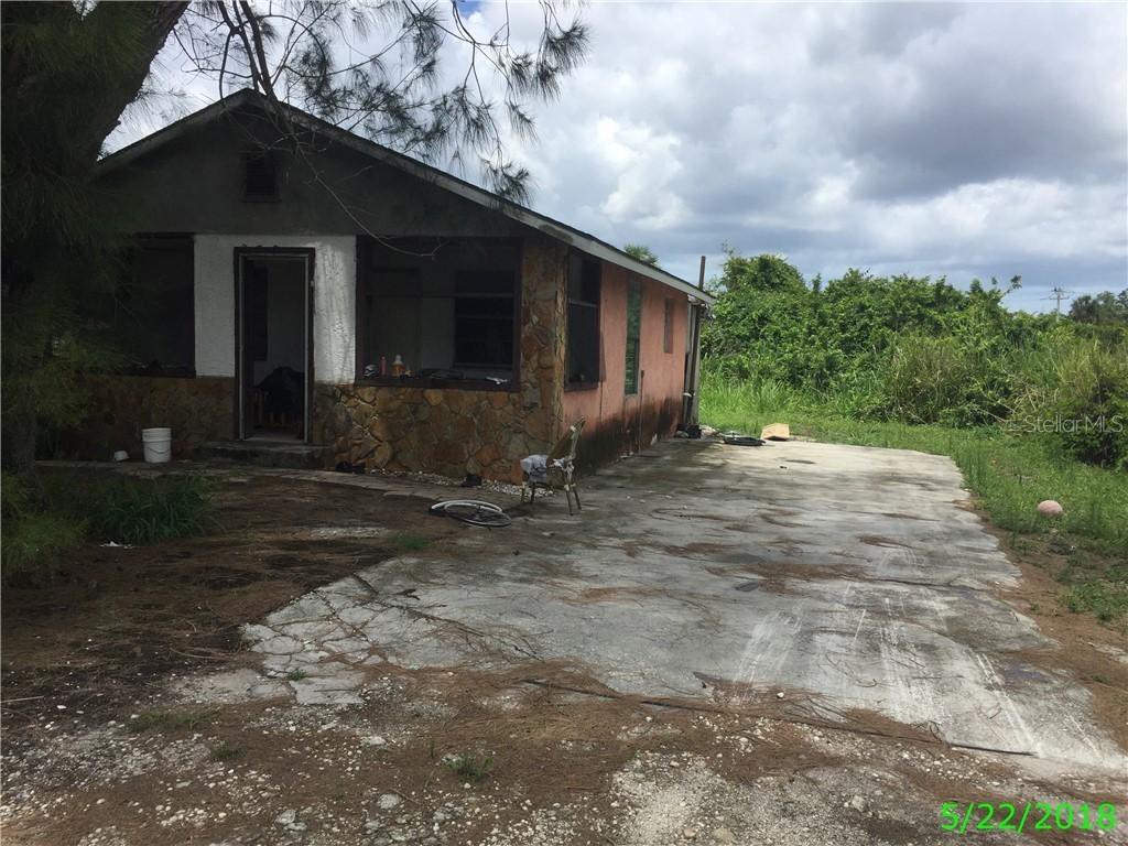 2707 1st Ave., Palmetto, FL 34221