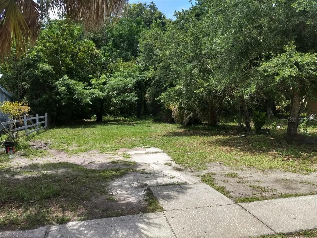 616 12th Ave., Bradenton, FL 34205
