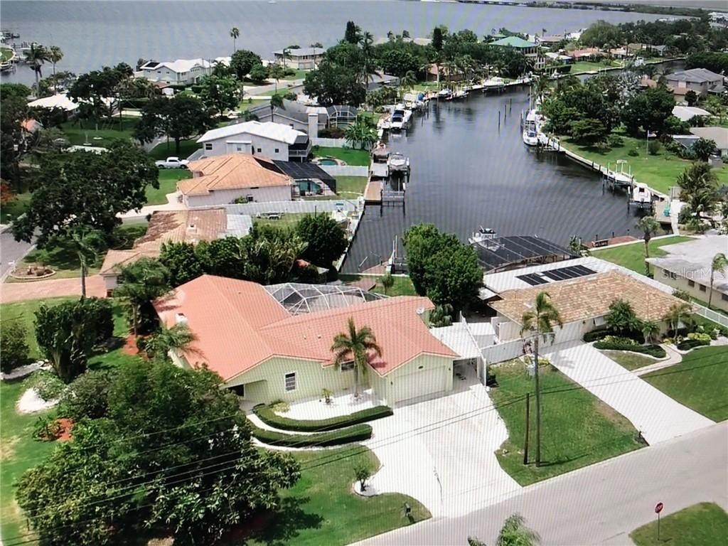 4911 Palmetto Point Dr., Palmetto, FL 34221