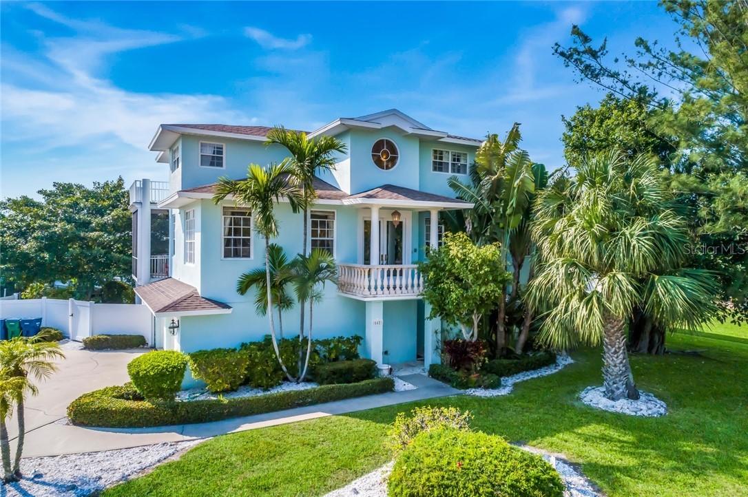 502 77th St., Holmes Beach, FL 34217