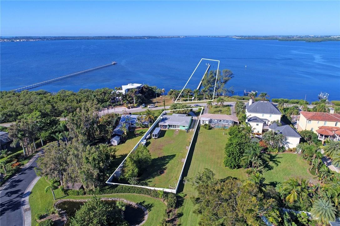 1811 Palma Sola Blvd., Bradenton, FL 34209