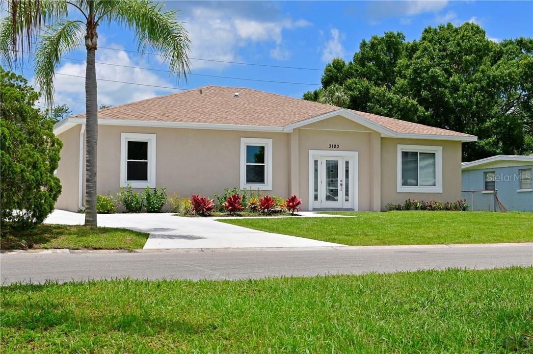 3103 8th Ave., Palmetto, FL 34221