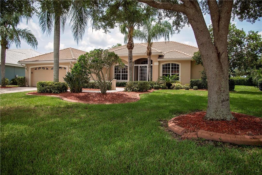 6520 Grand Point Ave., University Park, FL 34201