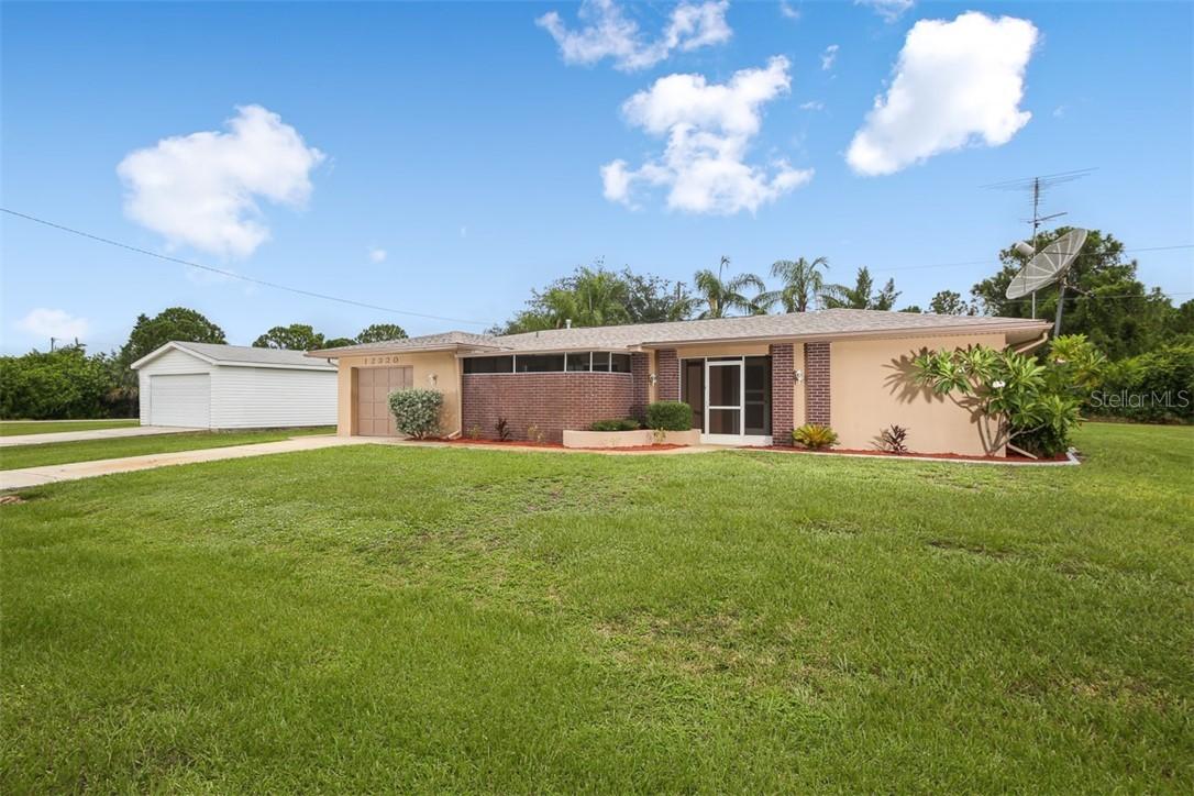 12320 Deepwoods Ave., Port Charlotte, FL 33981