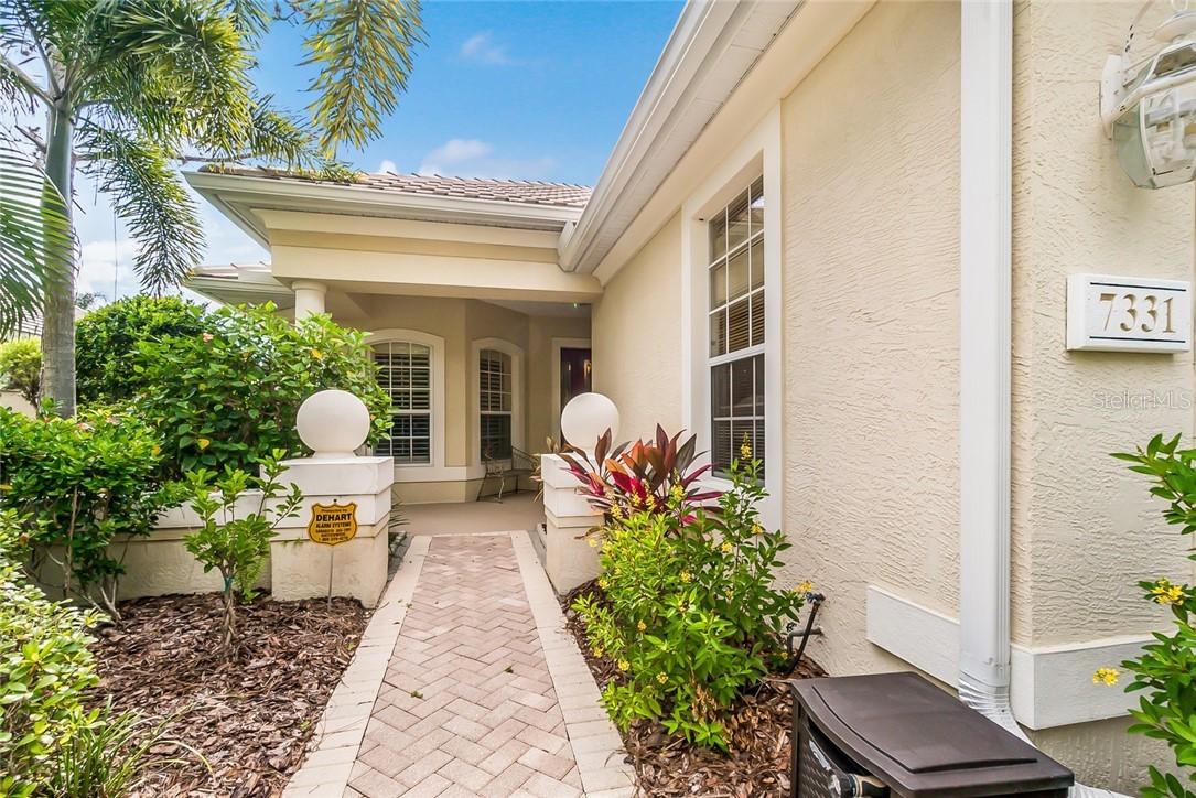 7331 Kensington Ct., University Park, FL 34201