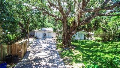 2419 Temple St., Sarasota, FL 34239