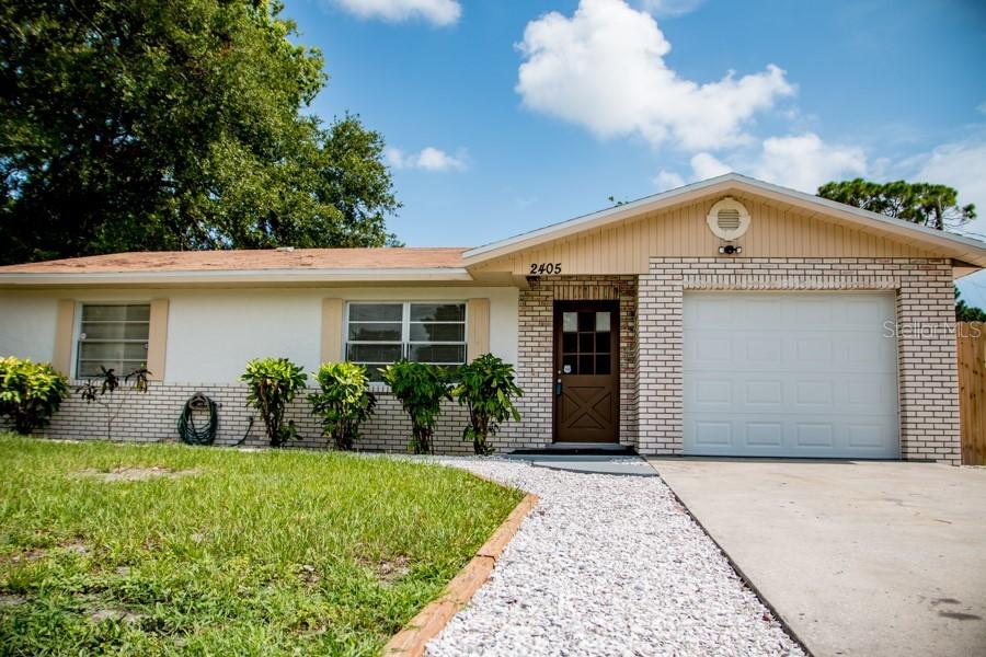 2405 26th Ave., Bradenton, FL 34205