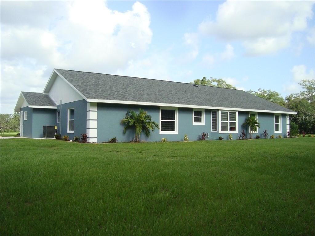 1709 Zipperer Rd., Bradenton, FL 34212