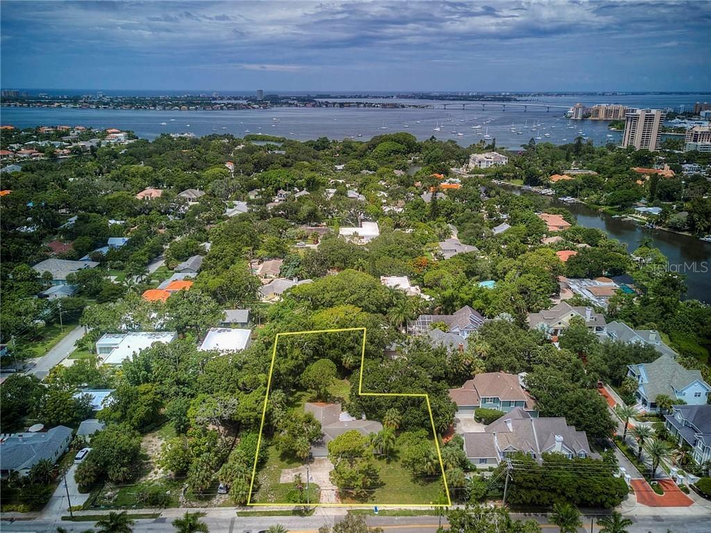 950 S Osprey Ave., Sarasota, FL 34236