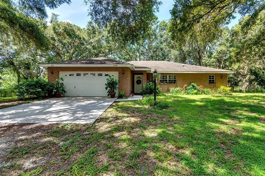 2215 36th Ave., Palmetto, FL 34221