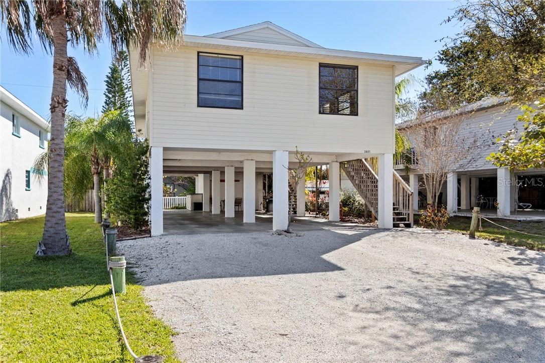 2407 Avenue B, Bradenton Beach, FL 34217