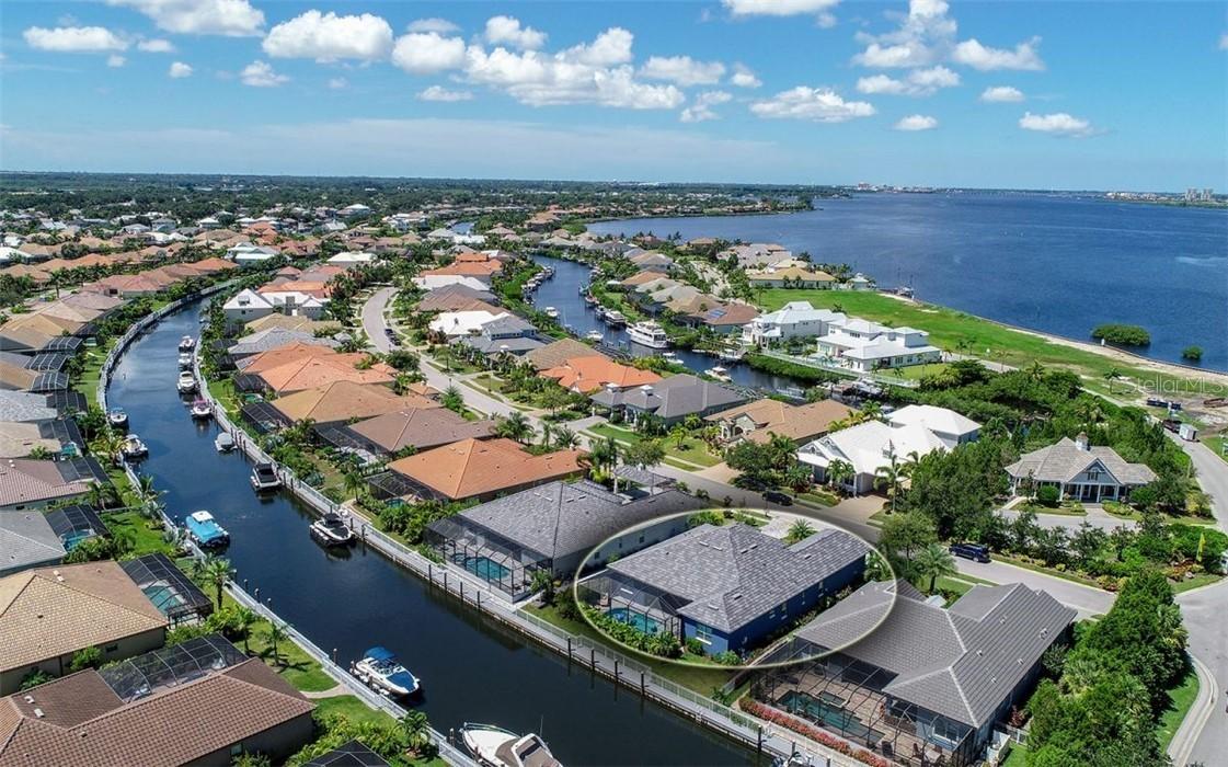 591 Fore Dr., Bradenton, FL 34208