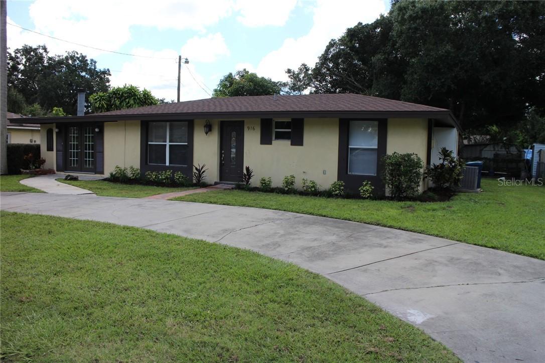 916 28th Avenue Dr., Bradenton, FL 34208