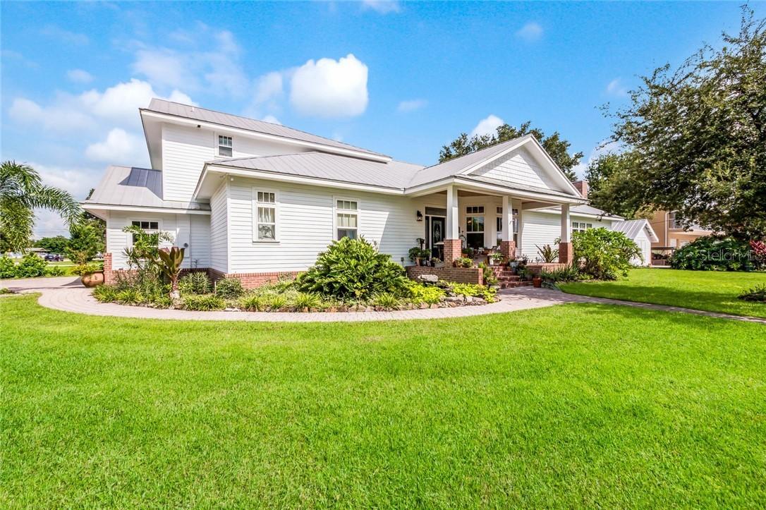 2113 10th St., Palmetto, FL 34221