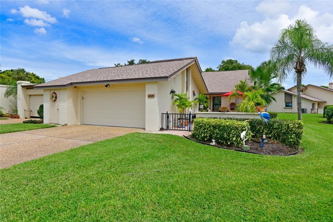 4521 La Jolla Dr., Bradenton, FL 34210