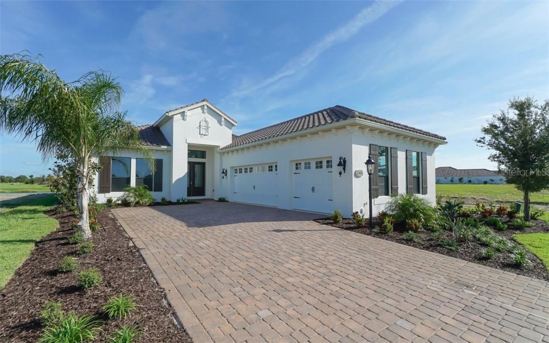 15603 Castle Park Ter., Lakewood Ranch, FL 34202