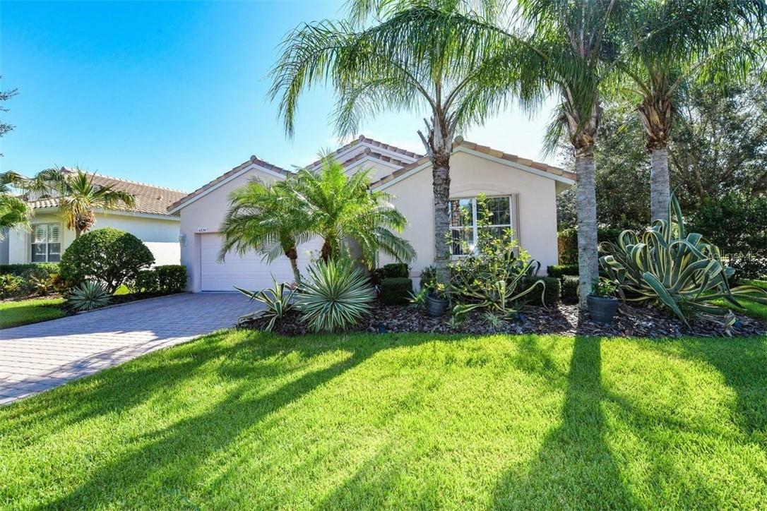 6539 42nd St., Sarasota, FL 34243