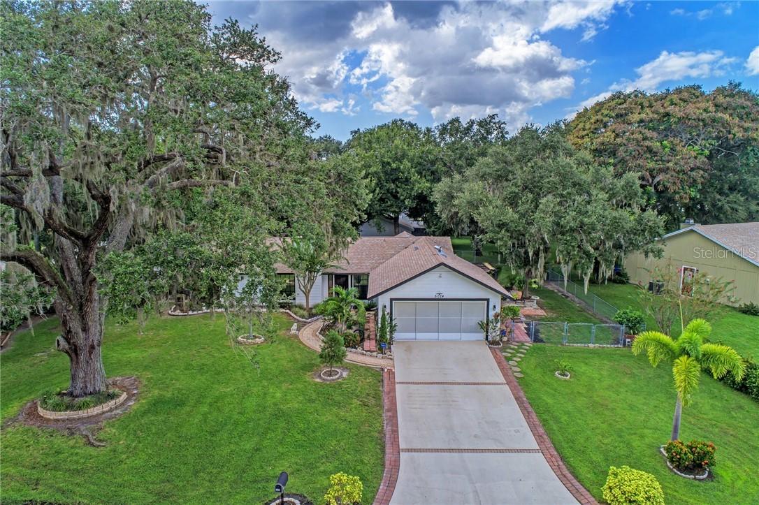 5024 33rd St., Bradenton, FL 34203