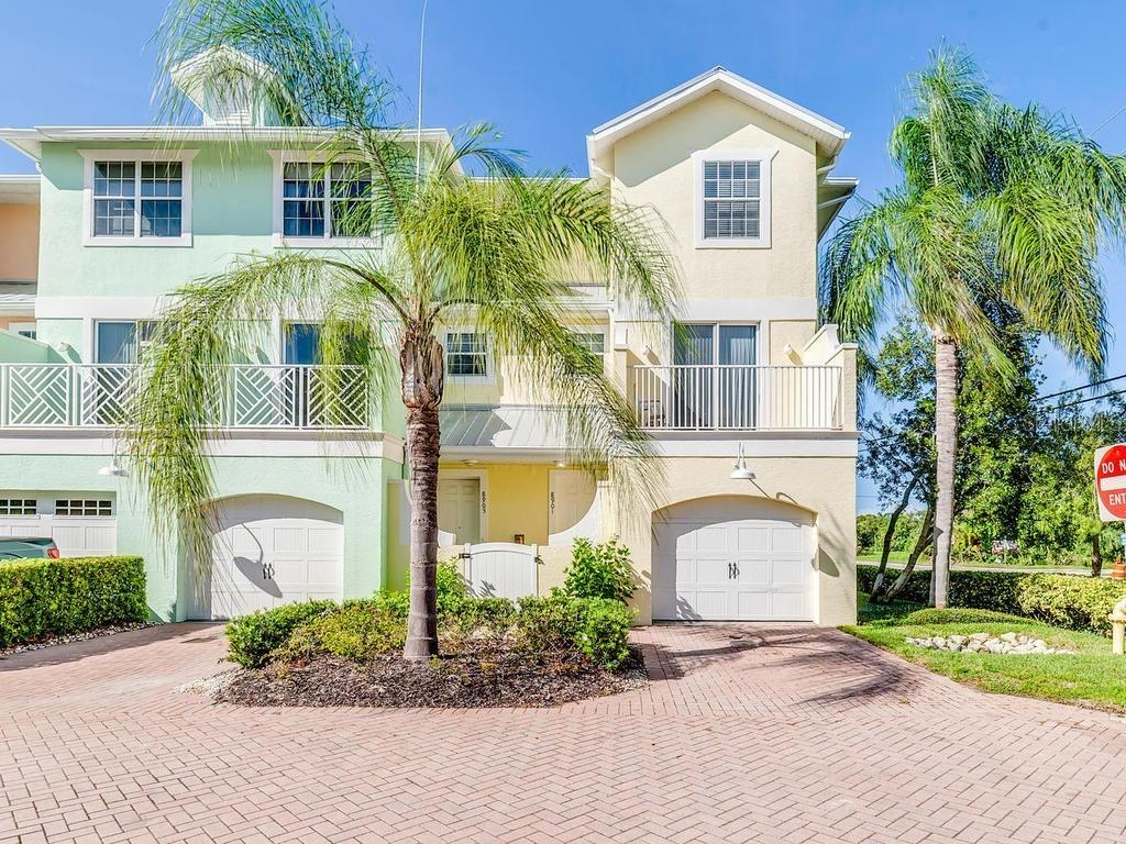 8901 Duval Ln. #A1, Sarasota, FL 34231