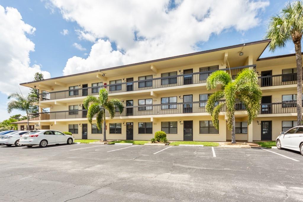 305 30th Ave. #A210, Bradenton, FL 34205