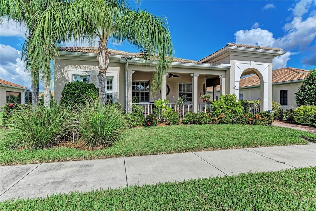 1527 Dorgali Dr., Sarasota, FL 34238