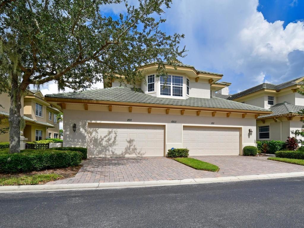 6511 Moorings Point Cir. #201, Lakewood Ranch, FL 34202