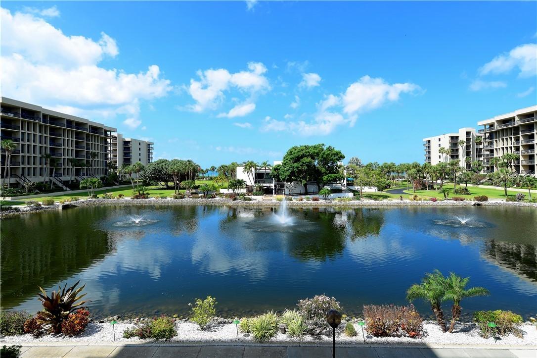 1105 Gulf Of Mexico Dr. #103, Longboat Key, FL 34228