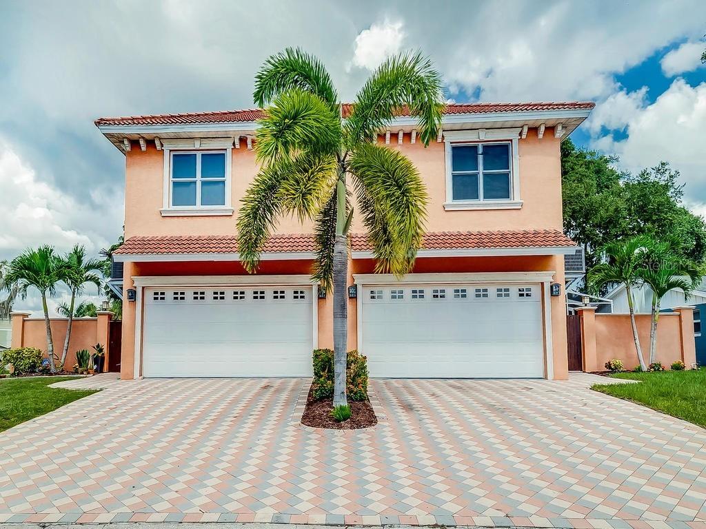 2125 & 2119 Montclair Dr. #1 & 2, Sarasota, FL 34231