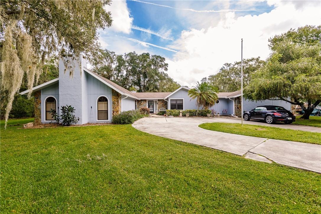 3815 65th St., Bradenton, FL 34208
