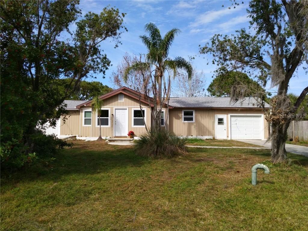 2038 Mississippi Ave., Englewood, FL 34224