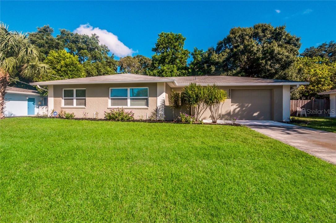 3331 Rowena St., Sarasota, FL 34231