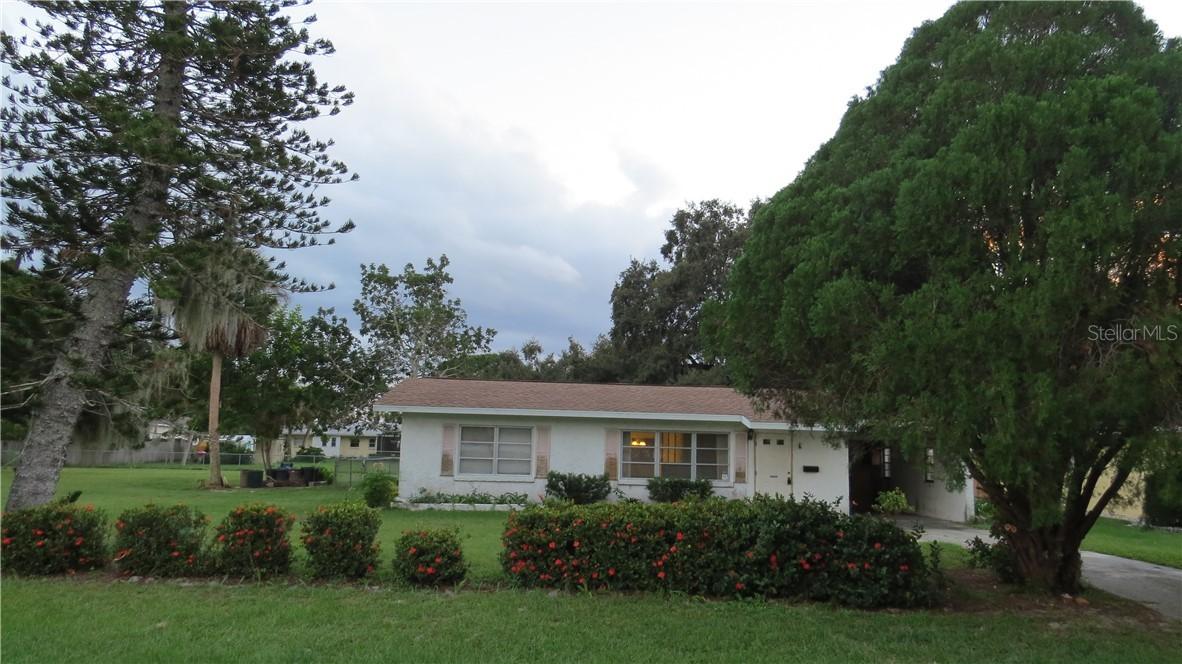 1224 Pineland Ave., Venice, FL 34285