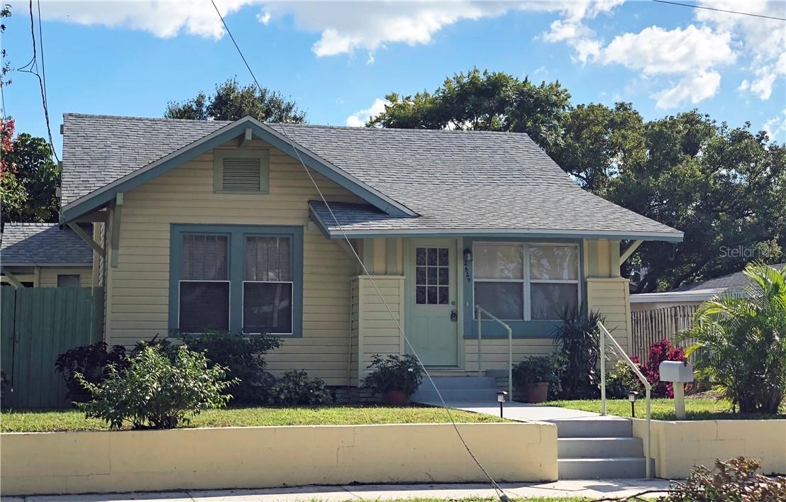 2529 8th Ave., Bradenton, FL 34205