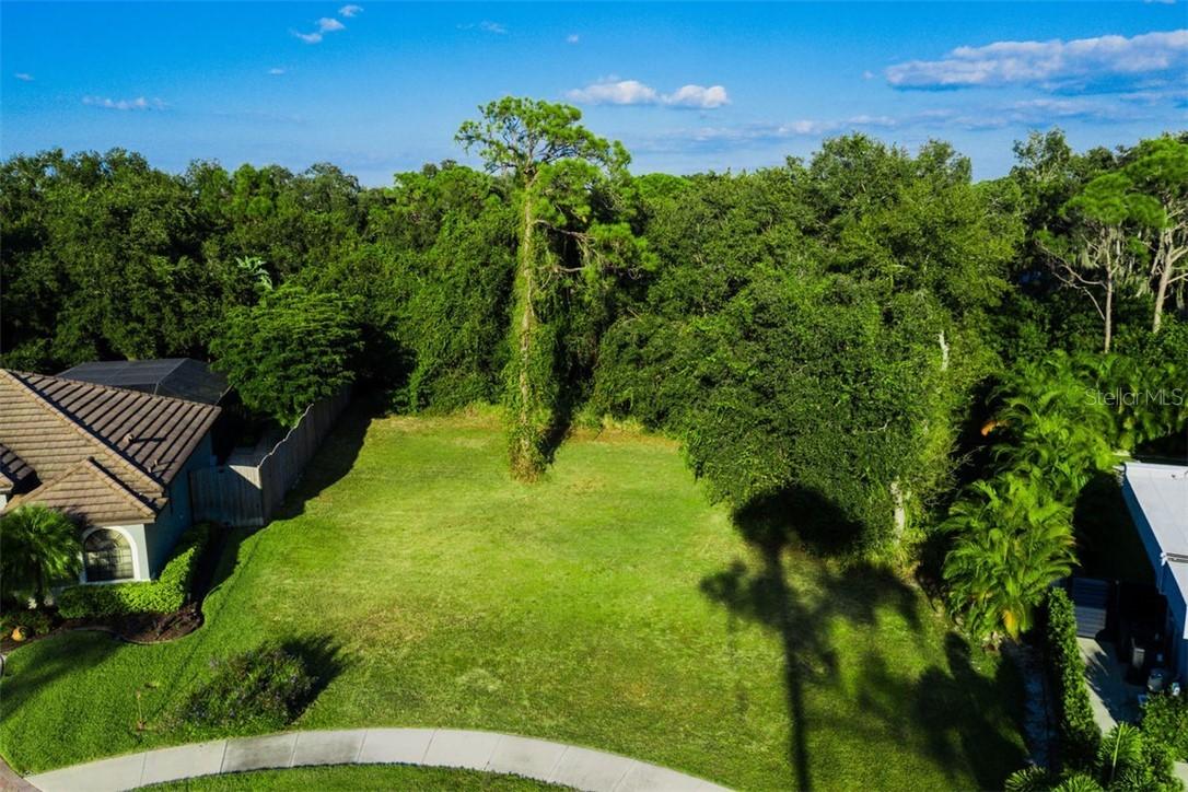 5832 Meriwether Pl., Sarasota, FL 34232