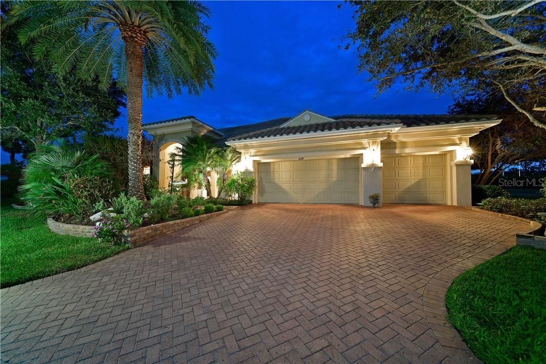 1039 Rainbow Ct., Bradenton, FL 34212
