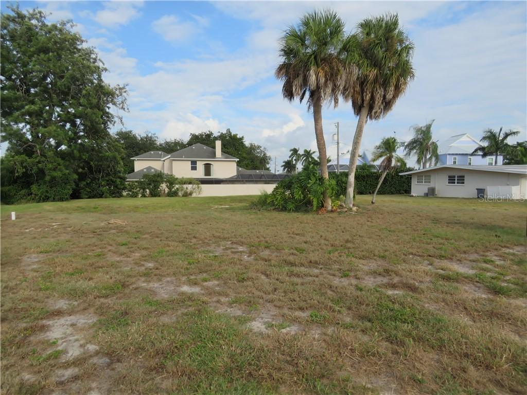 402 Baycrest Dr., Venice, FL 34285