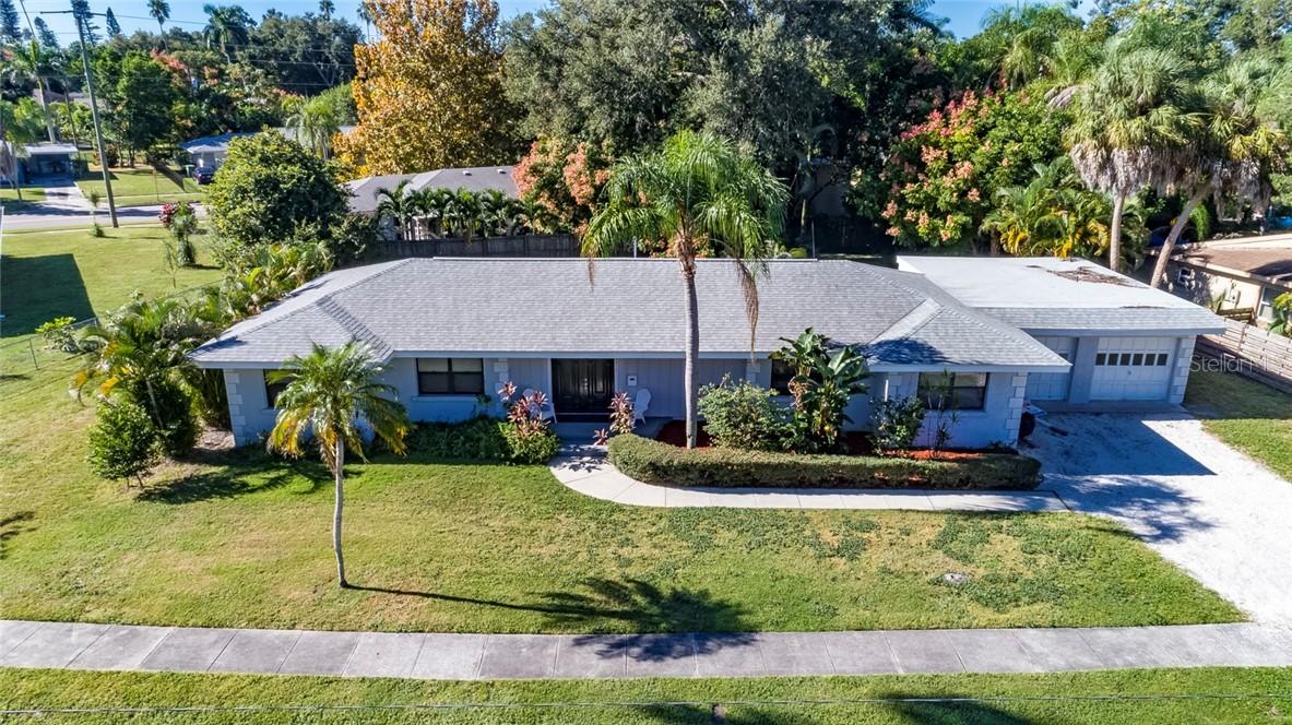 2217 16th Ave., Bradenton, FL 34205